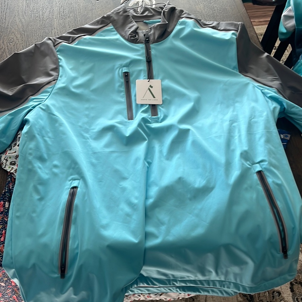 Short sleeve windbreaker jacket New!